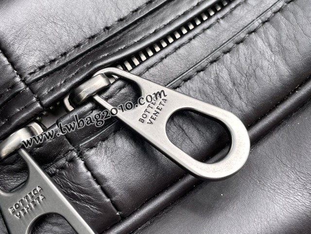 Bottega veneta高端男包 98049 寶緹嘉原廠進口牛皮男士後背包 BV經典款黑色雙肩包  gxz1363